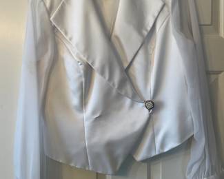 Gorgeous Vintage Womens Clothing from fine evening gowns to sweaters to pants to suits to jackets to denims to leather and more!!! also Boots, Shoes,, Sandals, Purses, Hats, and much much more!!!