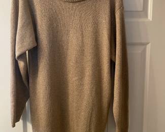 Gorgeous Vintage Womens Clothing from fine evening gowns to sweaters to pants to suits to jackets to denims to leather and more!!! also Boots, Shoes,, Sandals, Purses, Hats, and much much more!!!