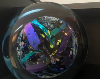 11" ROUND SIGNED LARGE PAPER WEIGHT