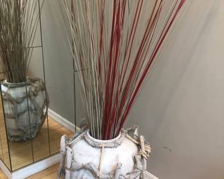 POT WITH STICKS