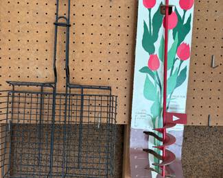 GRILL & BULB AUGER