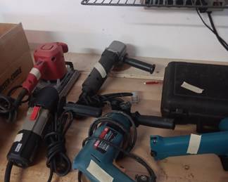 Assorted power tools