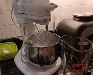 Kitchen aid mixer