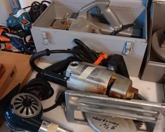 Assorted power tools