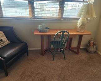 AC BR 3 DESK CHAIR LEATHER CHAIR