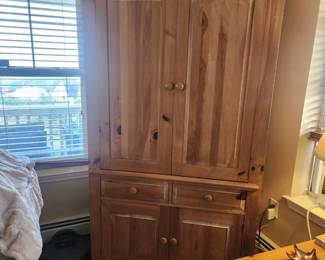 AC LV chest of drawers