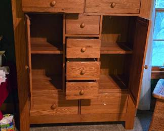 AMISH SWEATER CHEST OPEN