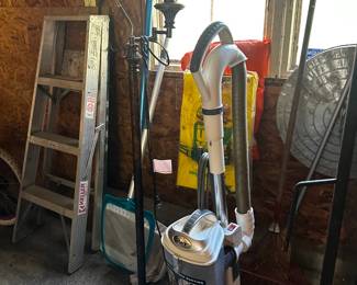 STEP LADDER LAMP  SWEEPER