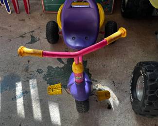 KIDS TRICYCLE
