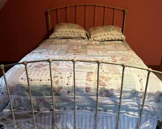 QUEEN SIZE BED AND FRAME