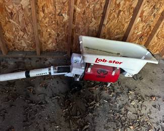 LOBSTER TENNIS BALL MACHINE