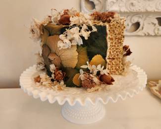 fake cake, dried flowers