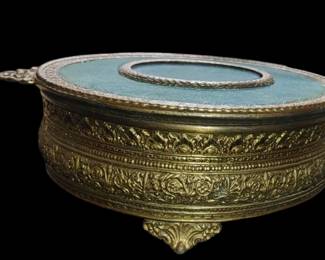 Fancy vintage ladies trinket jewelry dish