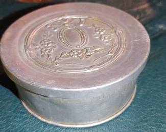 Vintage ladies collapsible tin cup