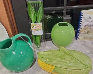 Fiesta picture and vintage corn Bowl