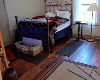 Beautiful vintage full size brass bed