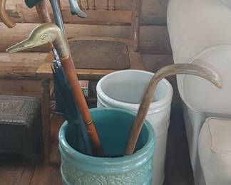 Umbrella stand & canes ( mire pics to post) 