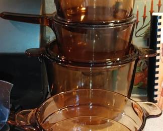 Rare set of Visions cookware looks brand new
