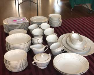 Vintage Linden Versailles Fine China TM 1004 from Japan 