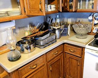 All kitchen contents