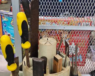 WOODEN TOOL ORGANZIER / VINTAGE TOOLS