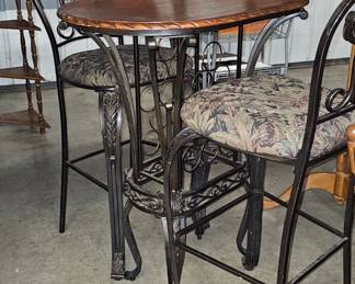 HI TOP TABLE AND CHAIRS