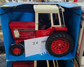 INTERNATIONAL TRACTOR TOY