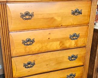 CHEST OF DRAWERS