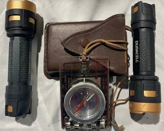 Hikers Kit With Compass Duracell Flashlights