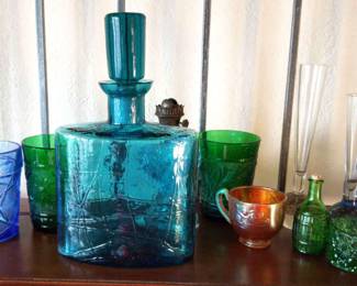 Modern Decanter Friends