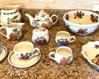 Pomona Portmeirion English Serving Set