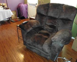 Catnapper Recliner / Lift Chair