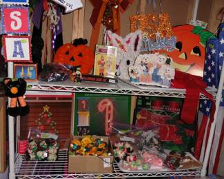 Holiday Decor and Home Interiors