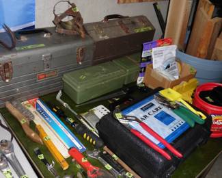 Craftsman & Kennedy Toll Boxes, Hand Tools, Scrap Wood.