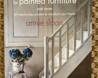 Color Recipes for Painted Furniture book by Annie Sloan.