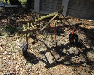 planters cultivator