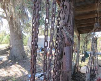 chain and hooks