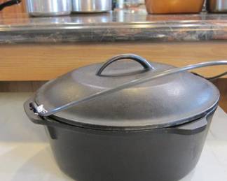 Cast iron dutch oven