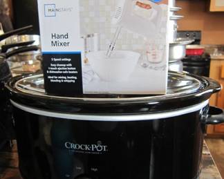 Crock pot and hand mixer