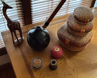 All the accessories across then home are simply lovely and in impeccable condition! 
