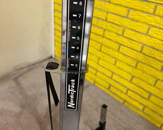 This is a full size NORDIC TRACK PRO SKI EXERCISER! EXCELLENT CONDITION! Has all accessories! 