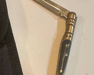 Beautiful Vintage THIN Pocket Knife! Signed! 