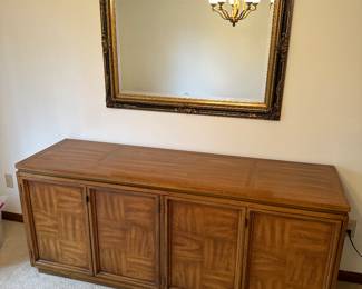 This is a STUNNING near perfect MCM Buffet! Has cupboards on the right and drawers on left! A simply beautiful piece. This outstanding piece of furniture was designed and manufactured by Bernhardt Flair!
