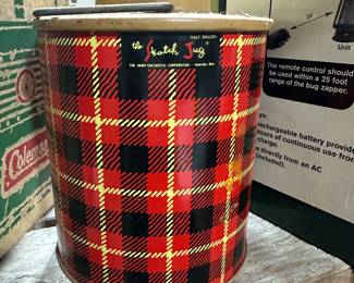 Nice vintage drink jug! 
