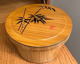 We have a lot of Asian inspired treasures! Here is just one! Beautiful round box with lid! Red interior!  