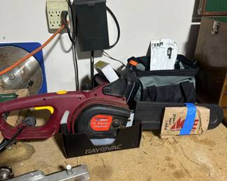 Nice electric chainsaw! Actually all the electric tools are in excellent condition! 