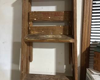 Nice wooden 6 ft ladder.