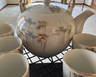 MCM Vintage Japan Bamboo Teapot and teacups set! 1960's era ceramic in EXCELLENT condition! 