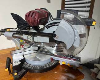 CHICAGO Miter Saw! EXCELLENT LIKE NEW CONDITION! 