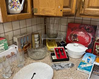 The kitchen is filled with excellent everyday items and some very cool vintage MCM items! 